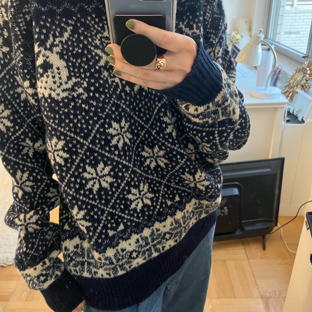 winter sweater - Picture 2 of 3